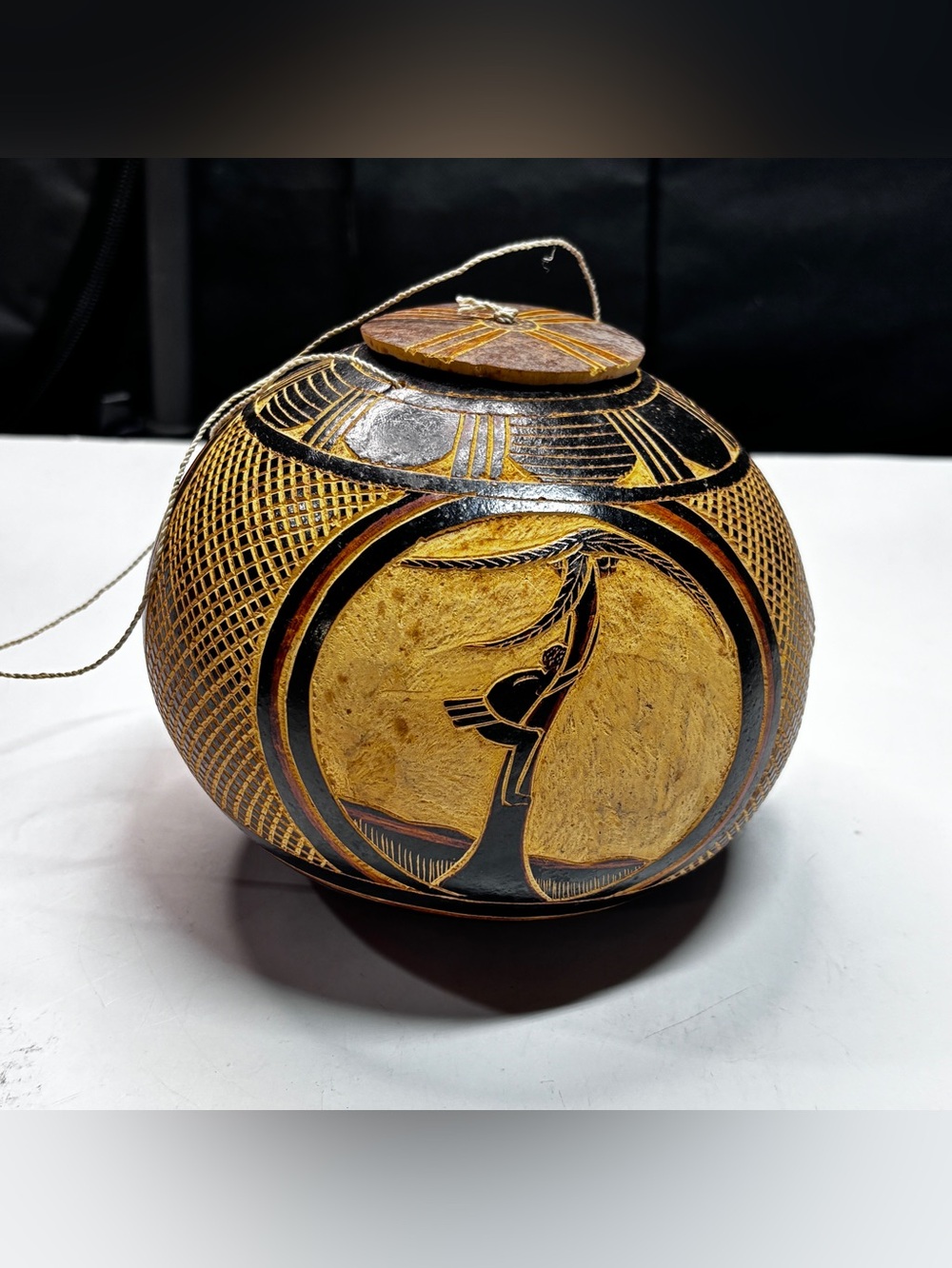 Antique Hand Carved African Hanging Gourd Vessel Lidded Calabash Bird Decor - Picture 7 of 14